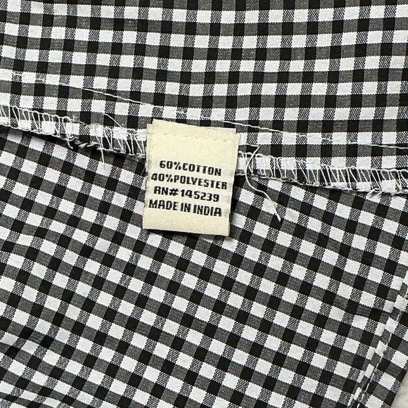 Black and White Checkered Sleeveless Top - Picture 7 of 7